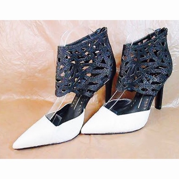 Dolce Vita Kadyn Pump