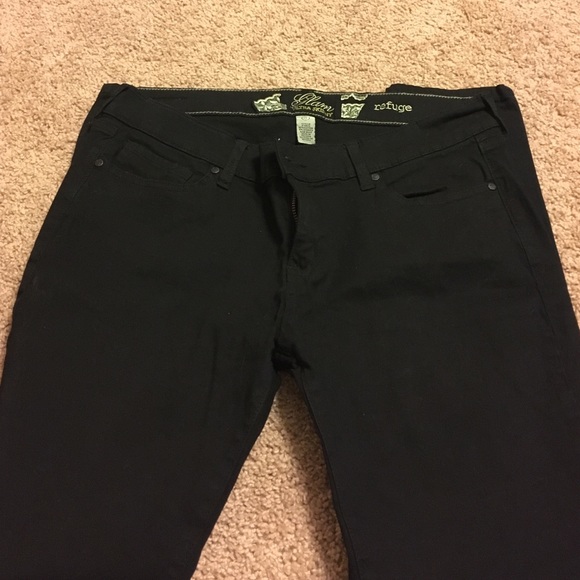 ULTRA SKINNY BLACK PANTS!