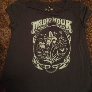 American Eagle Tee-size small