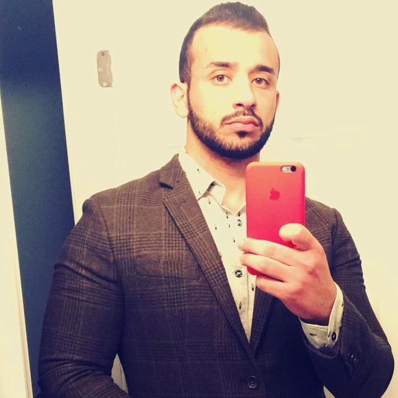 Meet your Posher, Alaa