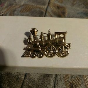 Train pin