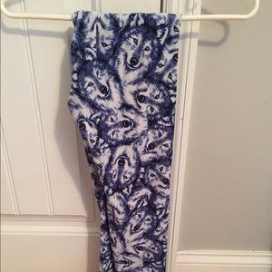 Rare Lularoe wolf leggings (OS)