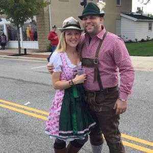 Meet your Posher, Dom