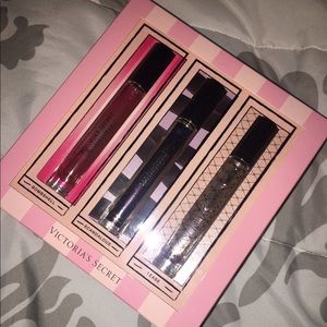 Victoria's Secret Perfume rollerball gift set