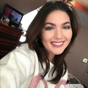 Meet your Posher, Sophia