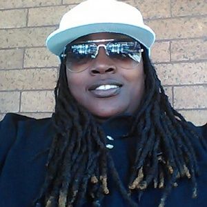 Meet your Posher, Sonia