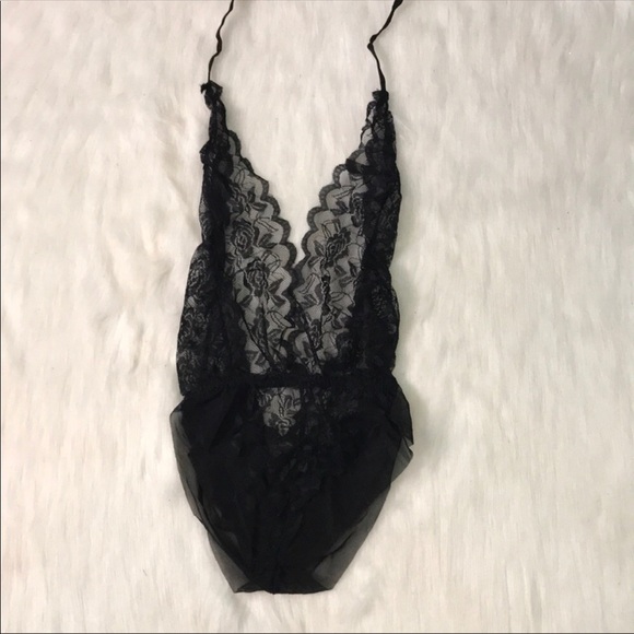 Lace Appliqué Lingerie - Picture 2 of 4