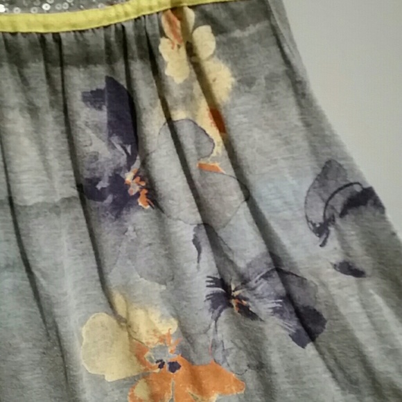 Rewind Tank Top - Picture 3 of 4