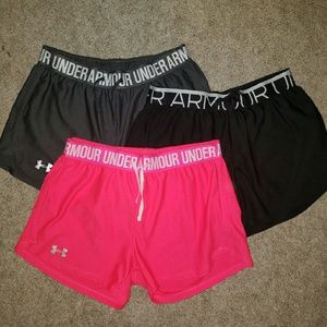 Underarmour shorts, all like new.