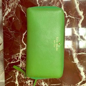 Kate Spade Green Wallet