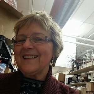 Meet your Posher, Janis