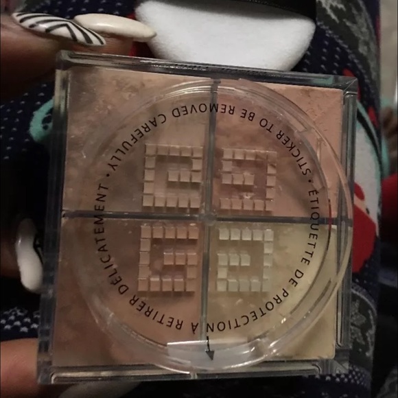 Givenchy prisme libre #2 beige unboxed