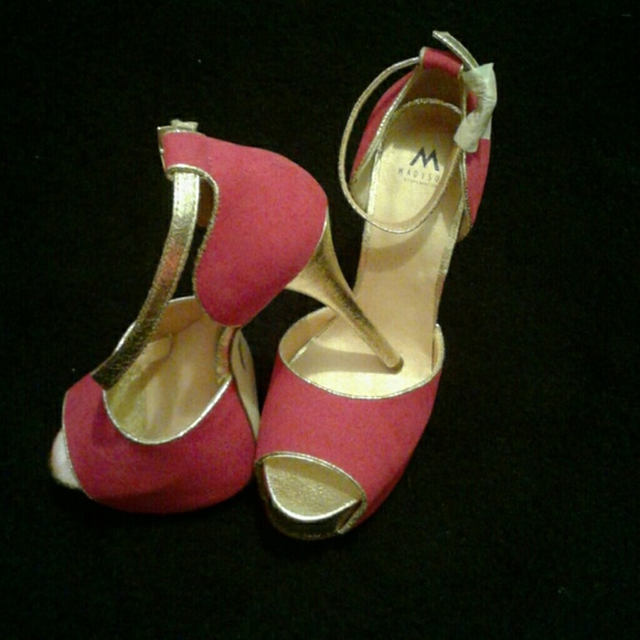 Fushia platform heels