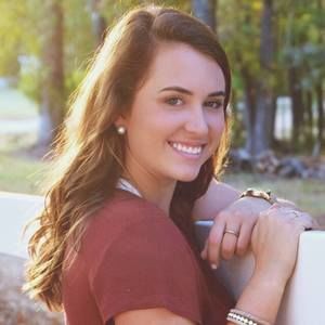 Meet your Posher, Kayla
