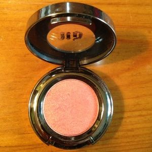 Urban Decay Eyeshadow in Freelove