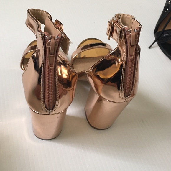 Rose gold heels no offers - Picture 2 of 3