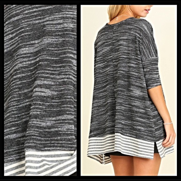 ✨1HRSALE S/M Gorgeous Marled Slouchy Light Sweater - Picture 2 of 3