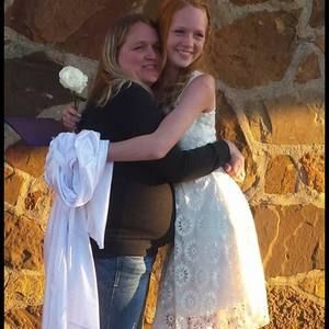 Meet your Posher, Carissa