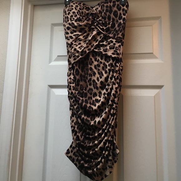 Leopard strapless dress