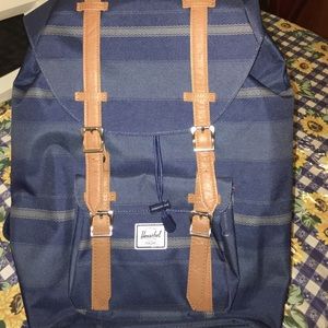 Herschel Supply Co. Little America Mid Volume