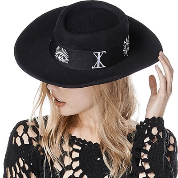 UNIF relics hat