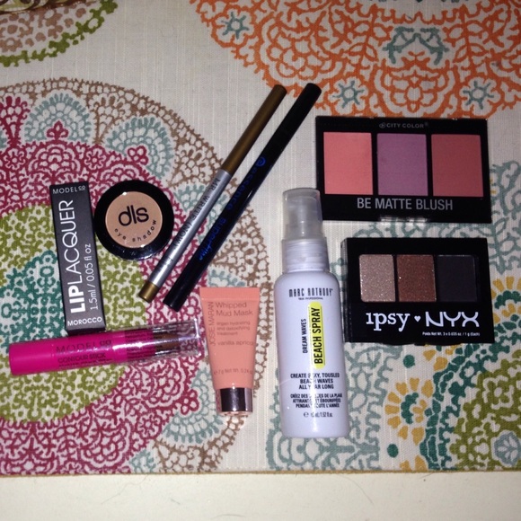 🆕 Makeup Bundle: DLS, Model Co, Nyx
