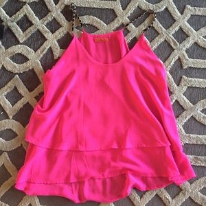 Magenta tank