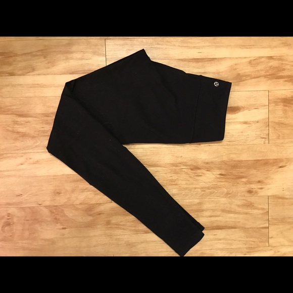 Lululemon Black Wunder Unders Size 4