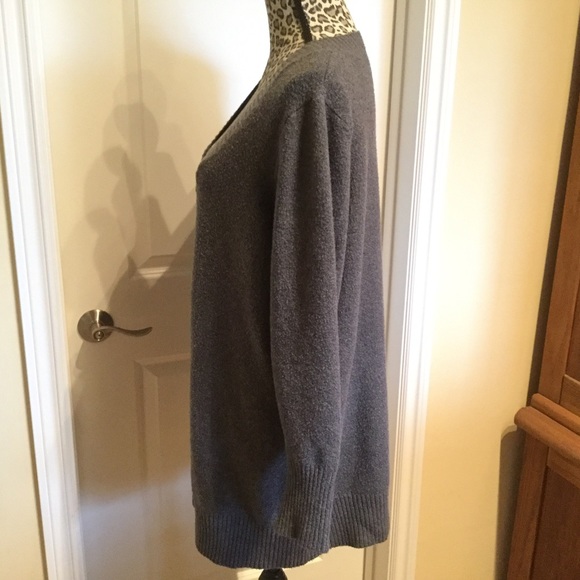 Charcoal Gray Tunic Sweater - Picture 2 of 3