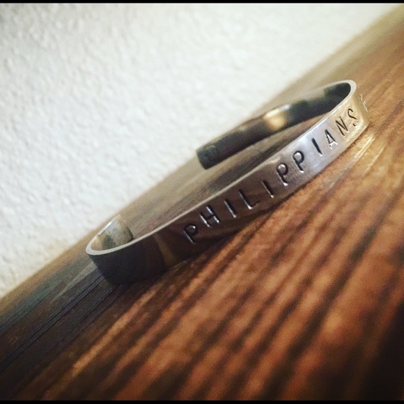 Adjustable steel cuff