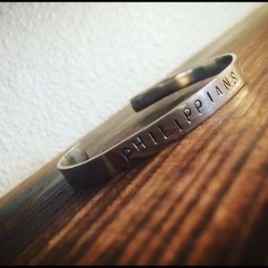 Adjustable steel cuff