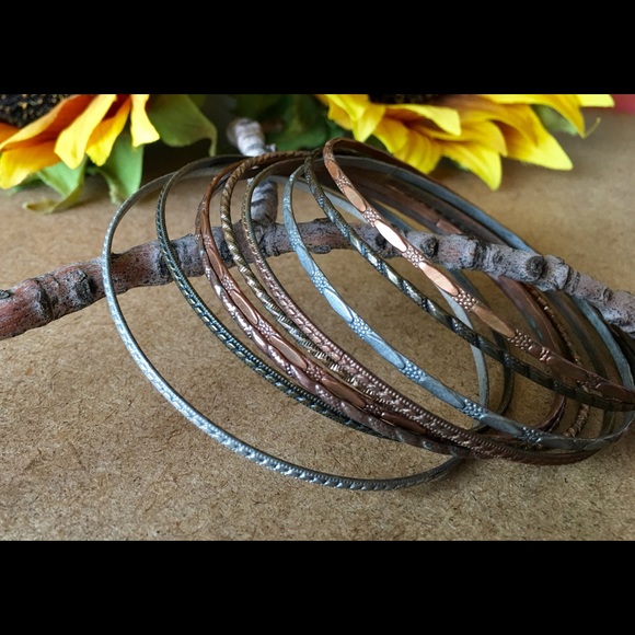 Small Simple Bangle Bracelets - Picture 2 of 4