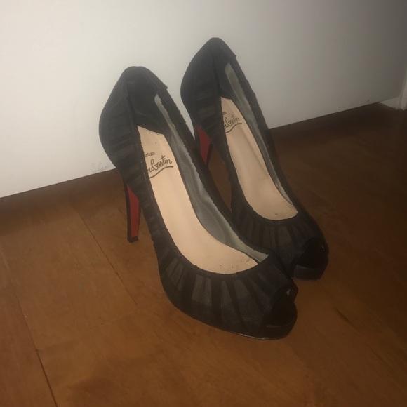 Christian Louboutin size 8 black peep toe