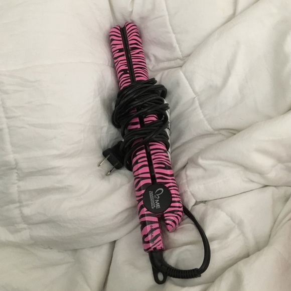 Zebra pink flat iron by Makeover Essentials