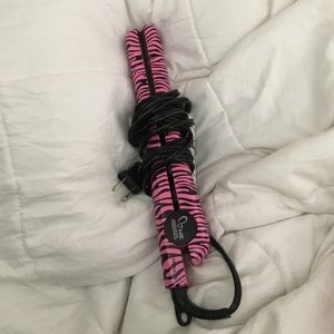 Zebra pink flat iron by Makeover Essentials