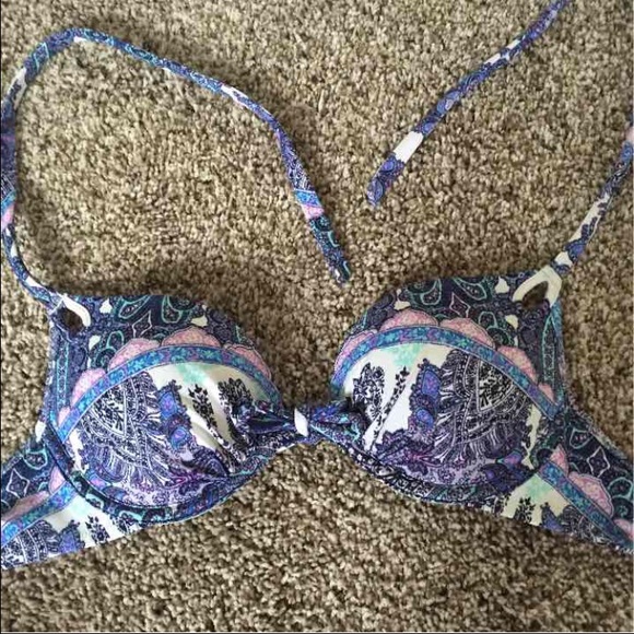 SOLD VS swim push up top - Picture 1 of 3