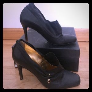 Report Signature Skull closed toe Vandalia