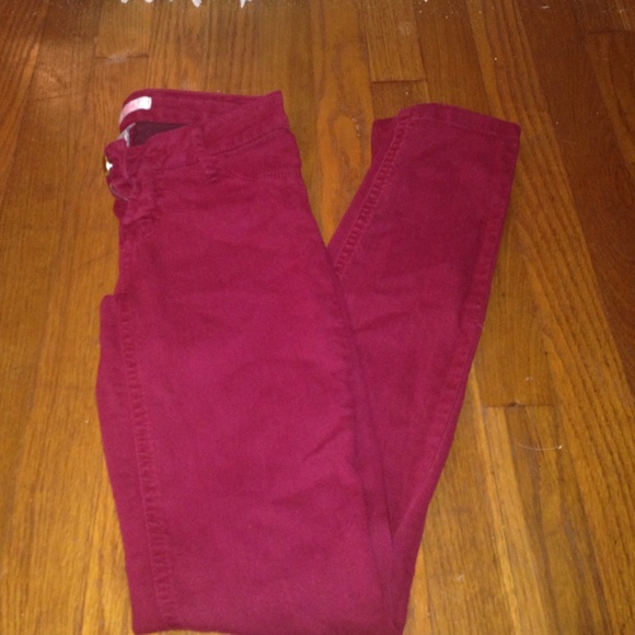 Dark red skinny jeans