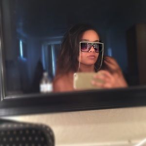 ✨ Black chained sunglasses ✨