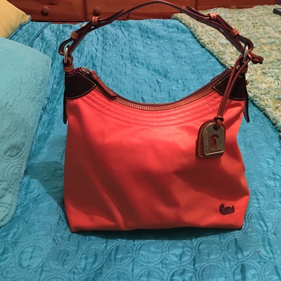Dooney & Bourke Shoulder Bag❗
