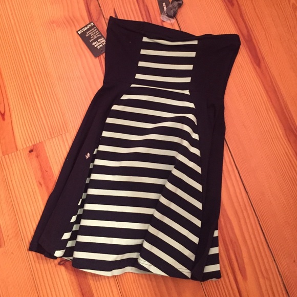 Express Dress - Picture 2 of 2