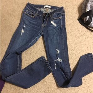 Bullhead black skinny jeans