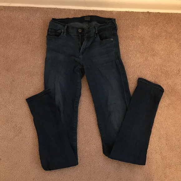 Dark skinny jeans