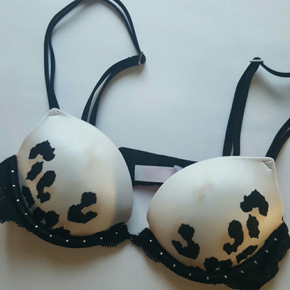 Heartbreaker Plunge Push Up