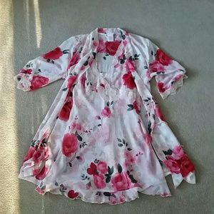 Robe and chemise set