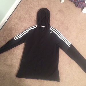 Black Adidas pull-over!⚫️