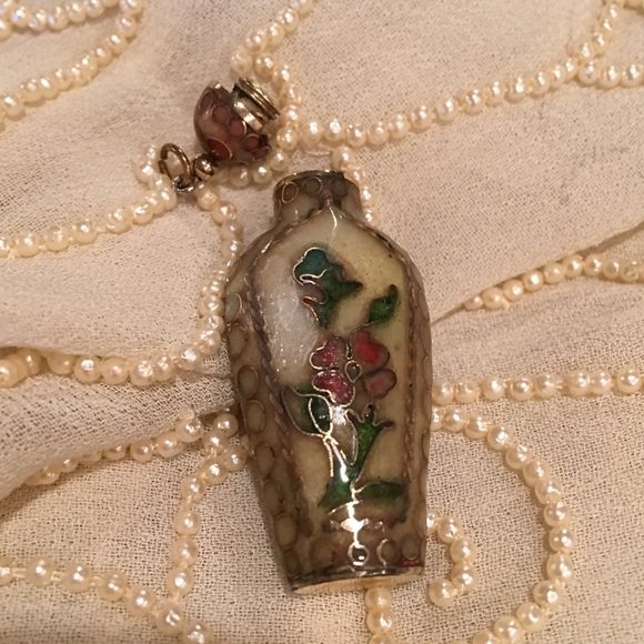 Cloisonné bottle pendant