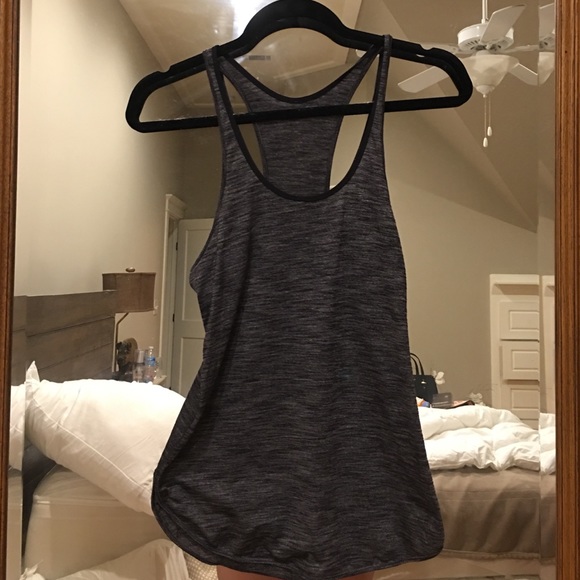 Lululemon workout top