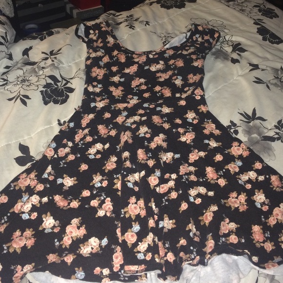 LA Hearts Floral Print Dress