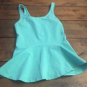 Green peplum top, accentuate your waist!